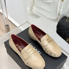 CHANE*|小香26A新品老钱风褶皱乐福半拖26A早秋老钱风神鞋褶皱肌理揉进松弛感双C金属扣低调闪微光 CHANE*|小香26A新品老钱风褶皱乐福半拖26A早秋老钱风神鞋褶皱肌理揉进松弛感双C金属扣低调闪微光