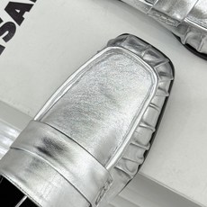 Jil Sander/吉尔桑达 26WF新品老钱风褶皱一脚蹬平底包头半拖老钱风的终极答案褶皱肌理藏着高级 Jil Sander/吉尔桑达 26WF新品老钱风褶皱一脚蹬平底包头半拖老钱风的终极答案褶皱肌理藏着高级