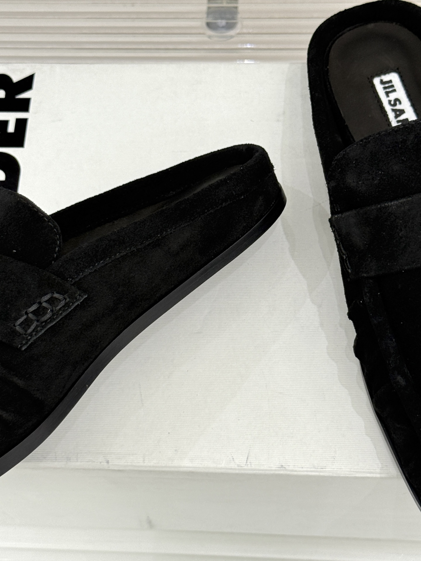 Jil Sander/吉尔桑达 26WF新品老钱风褶皱一脚蹬平底包头半拖老钱风的终极答案褶皱肌理藏着高级