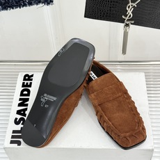 Jil Sander/吉尔桑达 26WF新品老钱风褶皱一脚蹬平底包头半拖老钱风的终极答案褶皱肌理藏着高级 Jil Sander/吉尔桑达 26WF新品老钱风褶皱一脚蹬平底包头半拖老钱风的终极答案褶皱肌理藏着高级