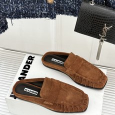 Jil Sander/吉尔桑达 26WF新品老钱风褶皱一脚蹬平底包头半拖老钱风的终极答案褶皱肌理藏着高级 Jil Sander/吉尔桑达 26WF新品老钱风褶皱一脚蹬平底包头半拖老钱风的终极答案褶皱肌理藏着高级
