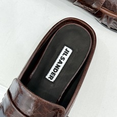 Jil Sander/吉尔桑达 26WF新品老钱风褶皱一脚蹬平底包头半拖老钱风的终极答案褶皱肌理藏着高级 Jil Sander/吉尔桑达 26WF新品老钱风褶皱一脚蹬平底包头半拖老钱风的终极答案褶皱肌理藏着高级
