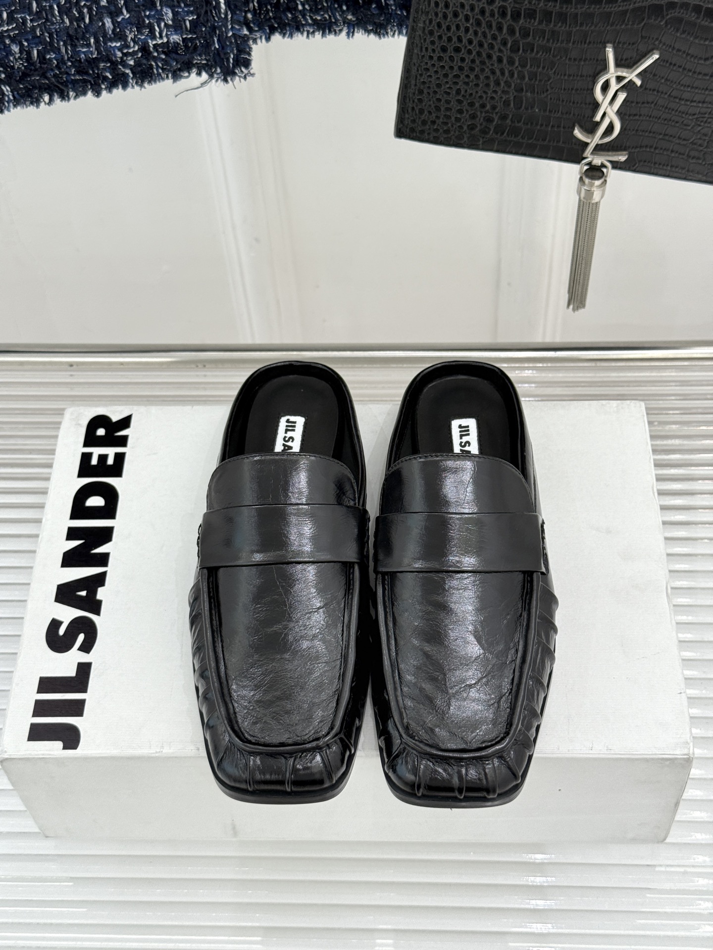 Jil Sander/吉尔桑达 26WF新品老钱风褶皱一脚蹬平底包头半拖老钱风的终极答案褶皱肌理藏着高级