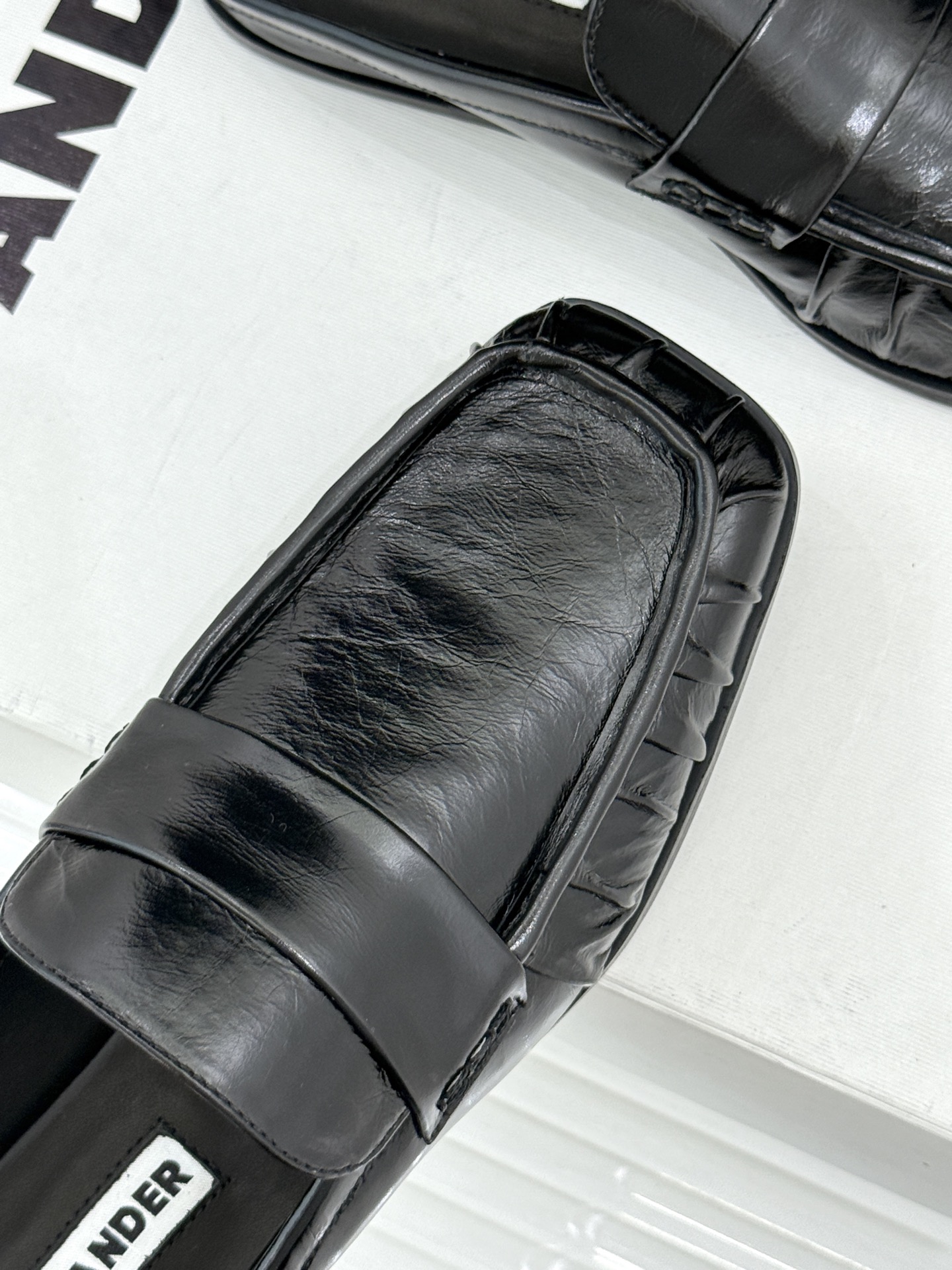 Jil Sander/吉尔桑达 26WF新品老钱风褶皱一脚蹬平底包头半拖老钱风的终极答案褶皱肌理藏着高级