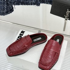 Jil Sander/吉尔桑达 26WF新品老钱风褶皱一脚蹬平底包头半拖老钱风的终极答案褶皱肌理藏着高级 Jil Sander/吉尔桑达 26WF新品老钱风褶皱一脚蹬平底包头半拖老钱风的终极答案褶皱肌理藏着高级