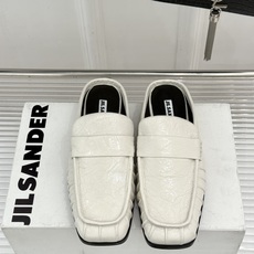 Jil Sander/吉尔桑达 26WF新品老钱风褶皱一脚蹬平底包头半拖老钱风的终极答案褶皱肌理藏着高级 Jil Sander/吉尔桑达 26WF新品老钱风褶皱一脚蹬平底包头半拖老钱风的终极答案褶皱肌理藏着高级