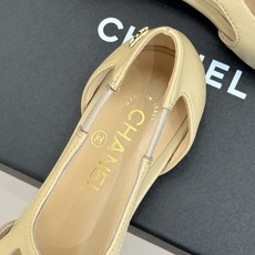 CHANE*|小香26A新品双C圆头拼色镂空平底凉鞋小双C暗纹藏于镂空肌理复古圆头包裹住娇俏足尖经典拼色 CHANE*|小香26A新品双C圆头拼色镂空平底凉鞋小双C暗纹藏于镂空肌理复古圆头包裹住娇俏足尖经典拼色
