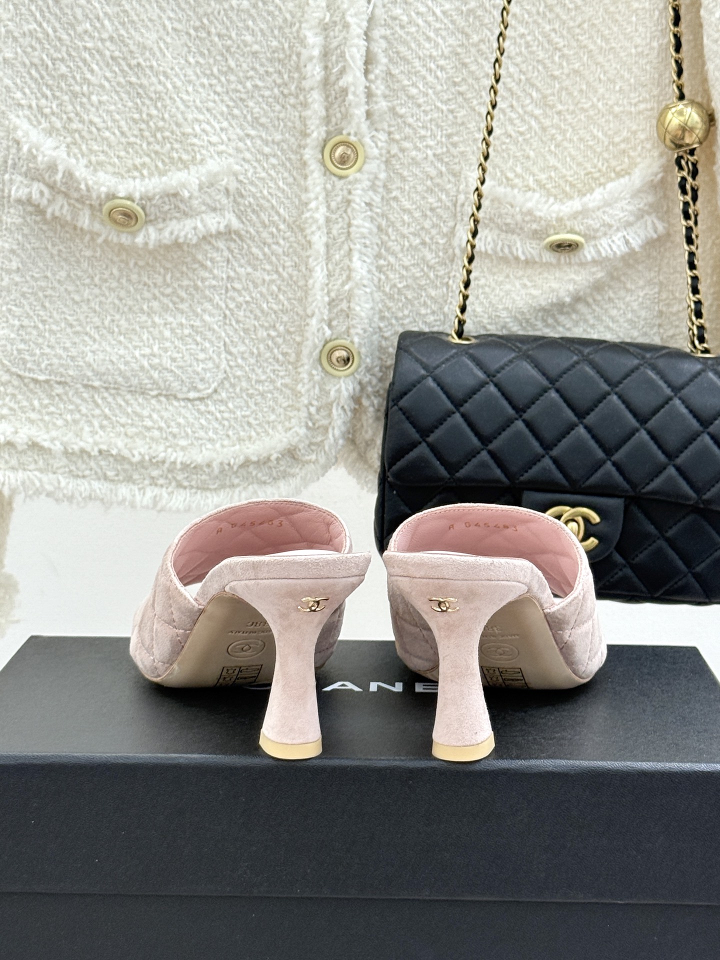 CHANE*|小香26A新品菱格鱼嘴高跟拖鞋26A早秋封神单品金属双C闪得挪不开眼经典菱格纹高级感拉满鞋 CHANE*|小香26A新品菱格鱼嘴高跟拖鞋26A早秋封神单品金属双C闪得挪不开眼经典菱格纹高级感拉满鞋