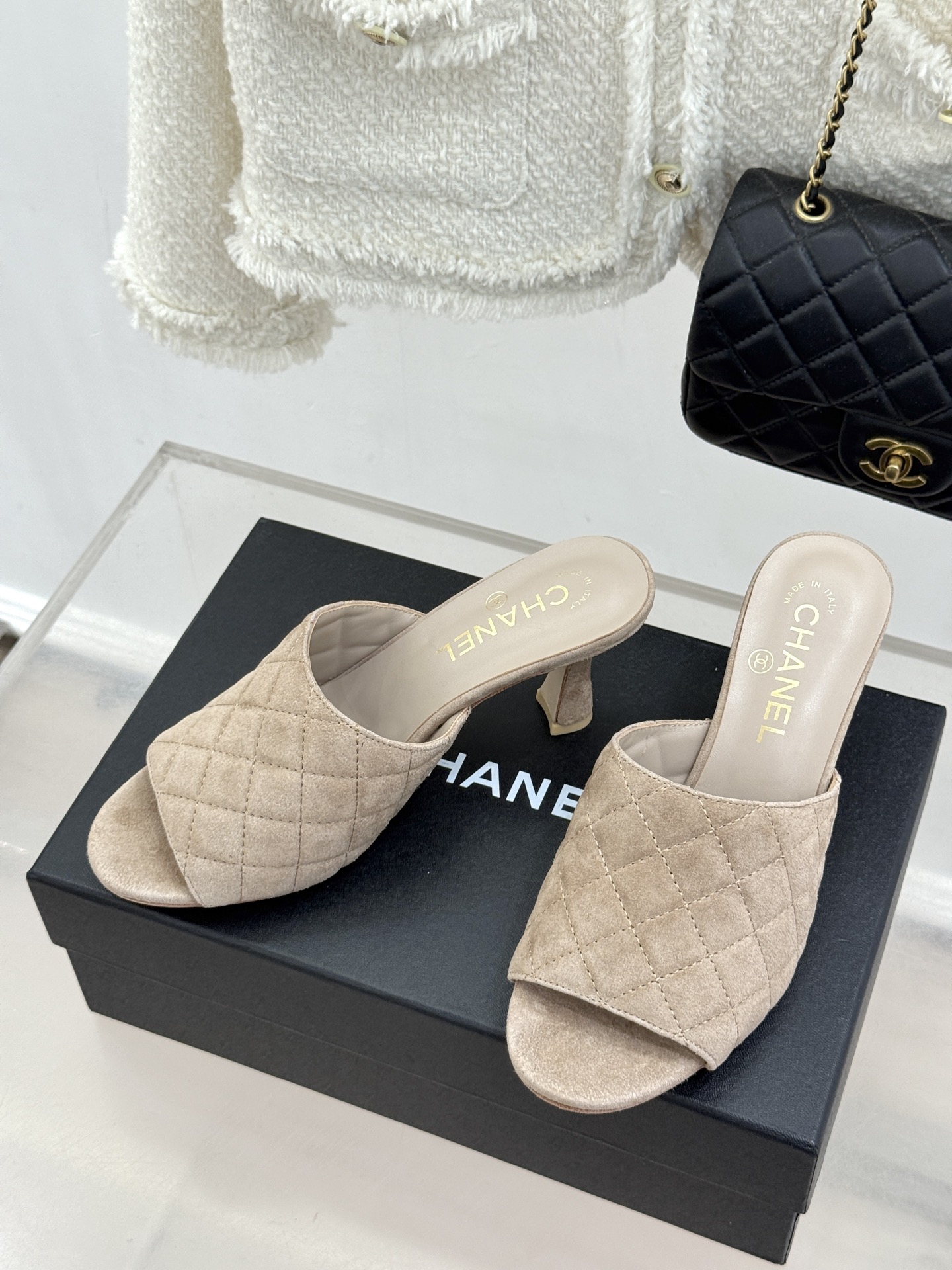 CHANE*|小香26A新品菱格鱼嘴高跟拖鞋26A早秋封神单品金属双C闪得挪不开眼经典菱格纹高级感拉满鞋 CHANE*|小香26A新品菱格鱼嘴高跟拖鞋26A早秋封神单品金属双C闪得挪不开眼经典菱格纹高级感拉满鞋