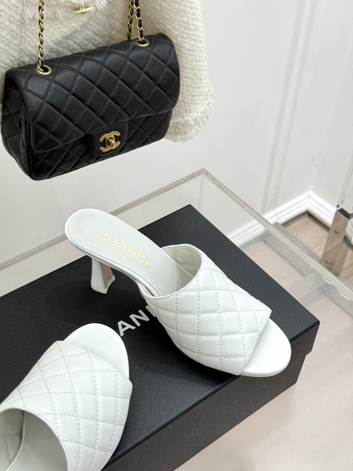 CHANE*|小香26A新品菱格鱼嘴高跟拖鞋26A早秋封神单品金属双C闪得挪不开眼经典菱格纹高级感拉满鞋 CHANE*|小香26A新品菱格鱼嘴高跟拖鞋26A早秋封神单品金属双C闪得挪不开眼经典菱格纹高级感拉满鞋