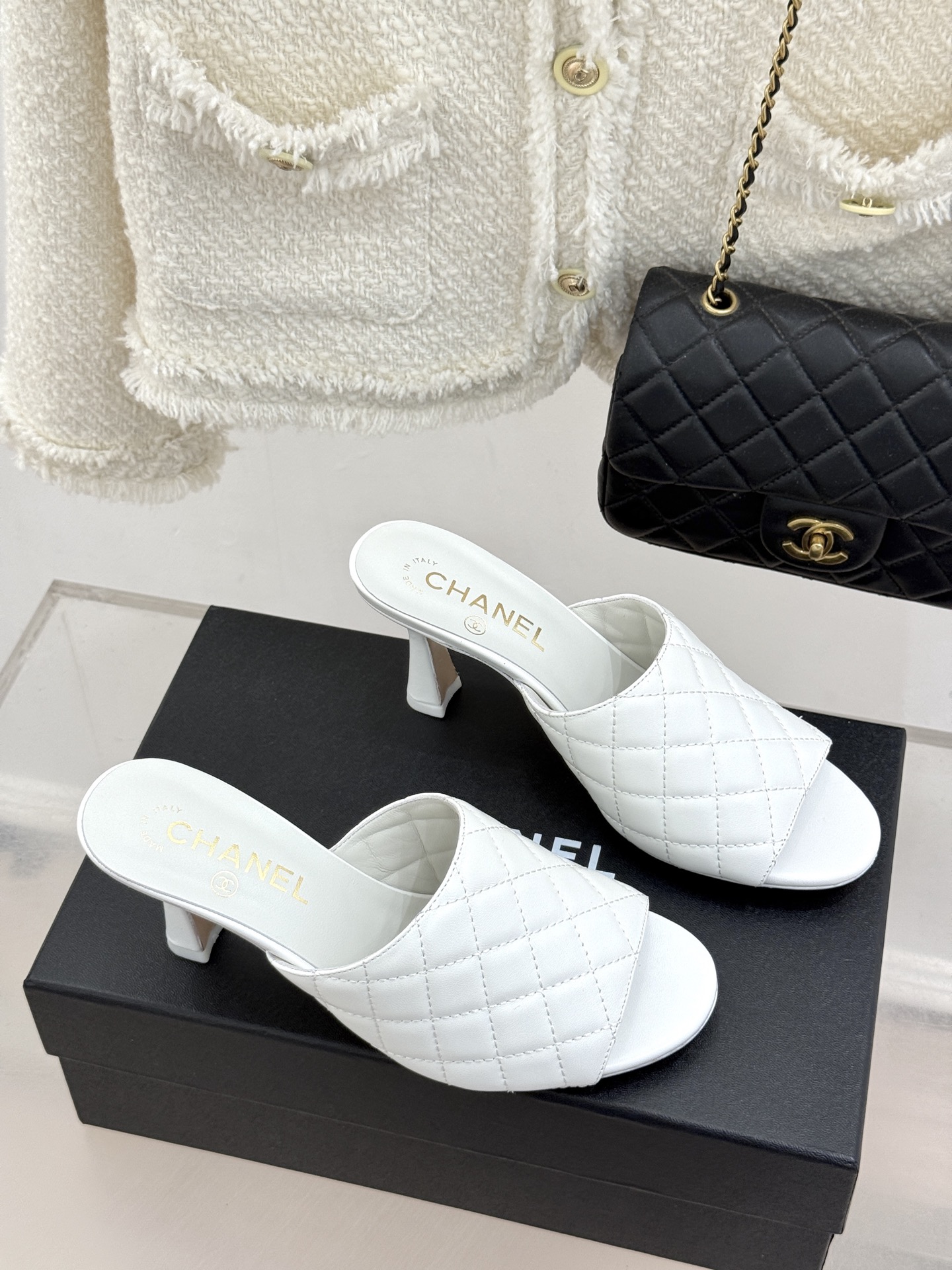 CHANE*|小香26A新品菱格鱼嘴高跟拖鞋26A早秋封神单品金属双C闪得挪不开眼经典菱格纹高级感拉满鞋 CHANE*|小香26A新品菱格鱼嘴高跟拖鞋26A早秋封神单品金属双C闪得挪不开眼经典菱格纹高级感拉满鞋