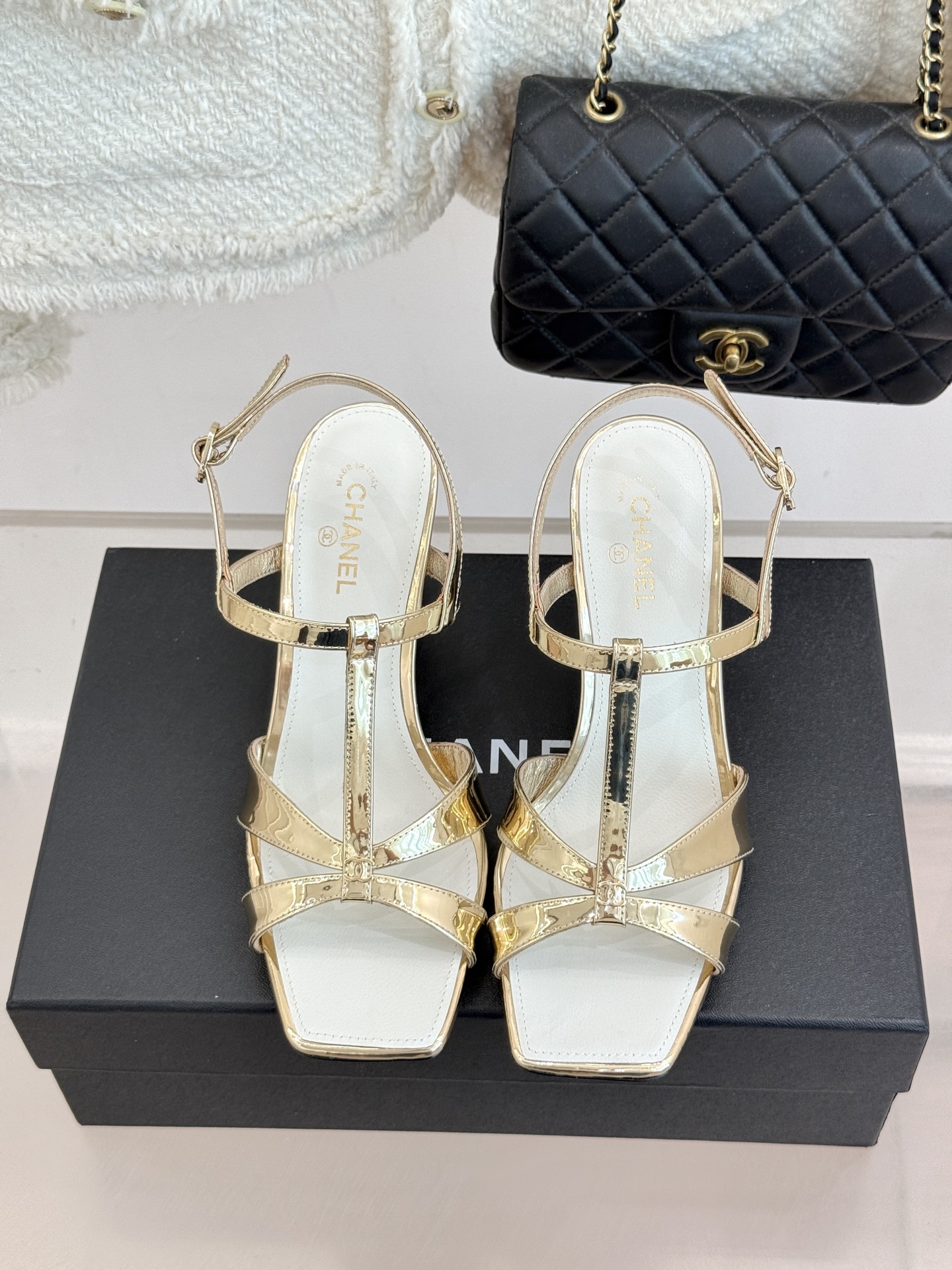 CHANE*|小香26A双C细带方头细跟高跟凉鞋Chanel 26A 工坊新作双C细带方头高跟凉鞋把法式 CHANE*|小香26A双C细带方头细跟高跟凉鞋Chanel 26A 工坊新作双C细带方头高跟凉鞋把法式