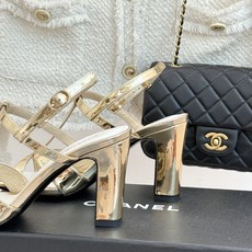 CHANE*|小香26A双C细带方头细跟高跟凉鞋Chanel 26A 工坊新作双C细带方头高跟凉鞋把法式 CHANE*|小香26A双C细带方头细跟高跟凉鞋Chanel 26A 工坊新作双C细带方头高跟凉鞋把法式