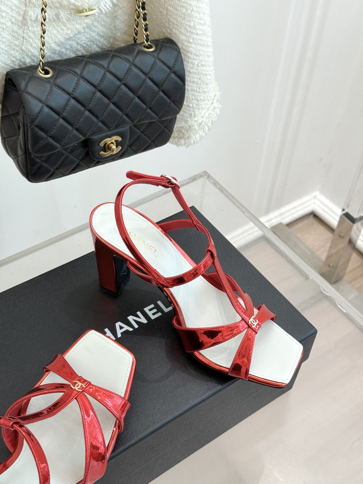 CHANE*｜小香26A双C细带方头细跟高跟凉鞋Chanel 26A 工坊新作双C细带方头高跟凉鞋把法式