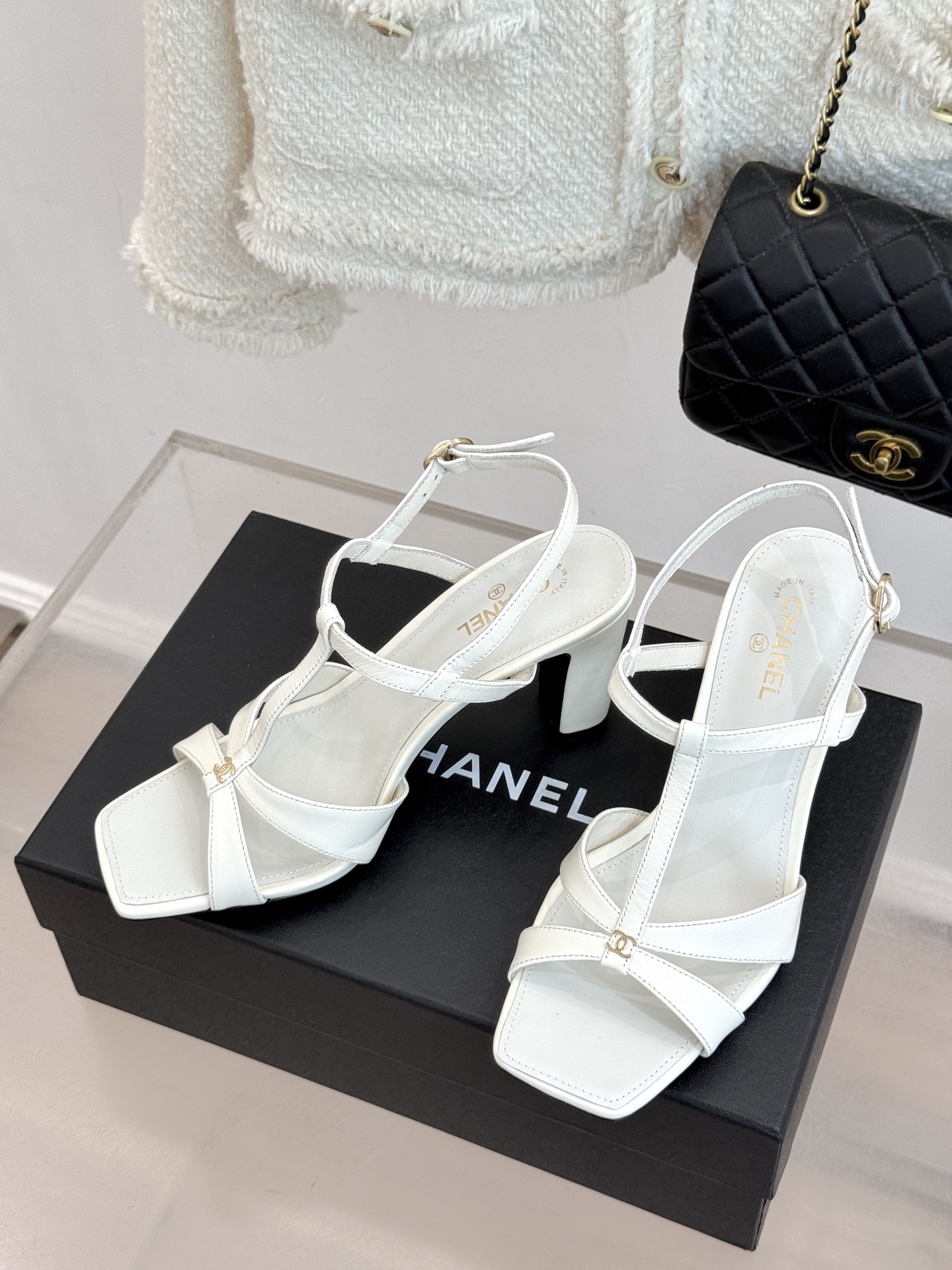 CHANE*｜小香26A双C细带方头细跟高跟凉鞋Chanel 26A 工坊新作双C细带方头高跟凉鞋把法式