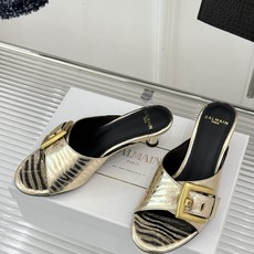 Balmain|巴尔曼经典金属扣一字带猫跟拖鞋PB金属扣一字带设计把法式贵气焊在脚上意大利手工精制小牛皮 Balmain|巴尔曼经典金属扣一字带猫跟拖鞋PB金属扣一字带设计把法式贵气焊在脚上意大利手工精制小牛皮
