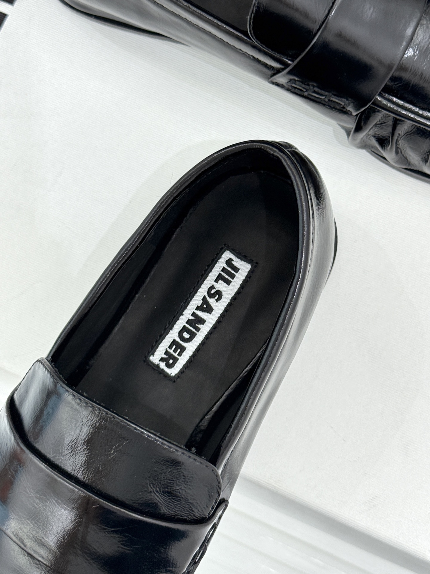 Jil Sander/吉尔桑达极 26WF新品老钱风方头复古褶皱一脚蹬乐福鞋老钱风方头褶皱乐福鞋复古褶皱