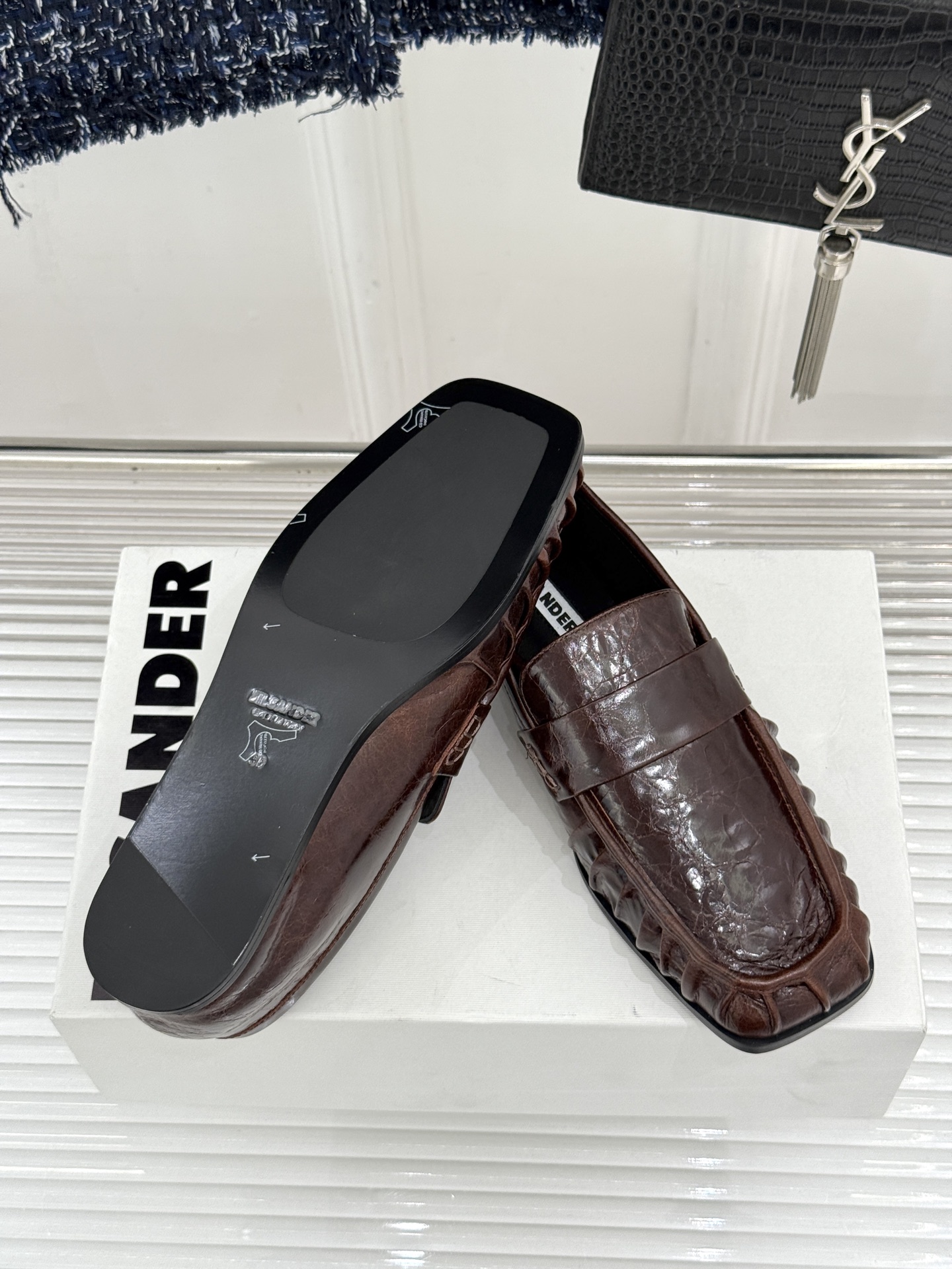 Jil Sander/吉尔桑达极 26WF新品老钱风方头复古褶皱一脚蹬乐福鞋老钱风方头褶皱乐福鞋复古褶皱