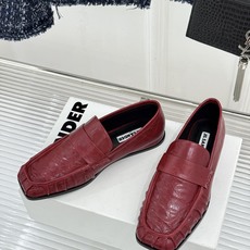 Jil Sander/吉尔桑达极 26WF新品老钱风方头复古褶皱一脚蹬乐福鞋老钱风方头褶皱乐福鞋复古褶皱 Jil Sander/吉尔桑达极 26WF新品老钱风方头复古褶皱一脚蹬乐福鞋老钱风方头褶皱乐福鞋复古褶皱