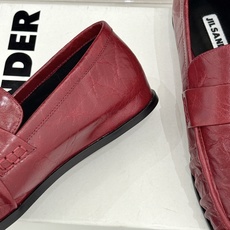 Jil Sander/吉尔桑达极 26WF新品老钱风方头复古褶皱一脚蹬乐福鞋老钱风方头褶皱乐福鞋复古褶皱 Jil Sander/吉尔桑达极 26WF新品老钱风方头复古褶皱一脚蹬乐福鞋老钱风方头褶皱乐福鞋复古褶皱