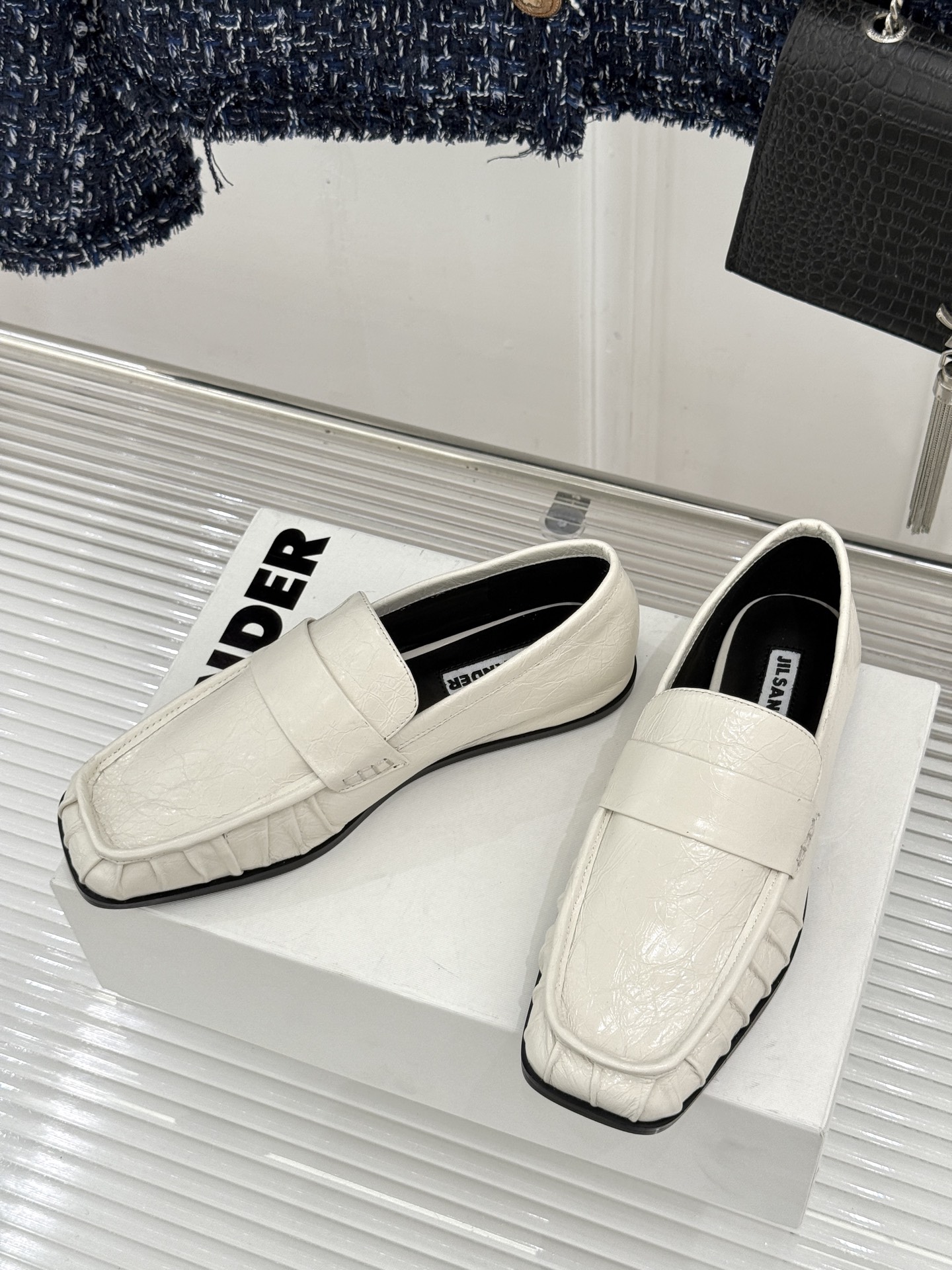 Jil Sander/吉尔桑达极 26WF新品老钱风方头复古褶皱一脚蹬乐福鞋老钱风方头褶皱乐福鞋复古褶皱