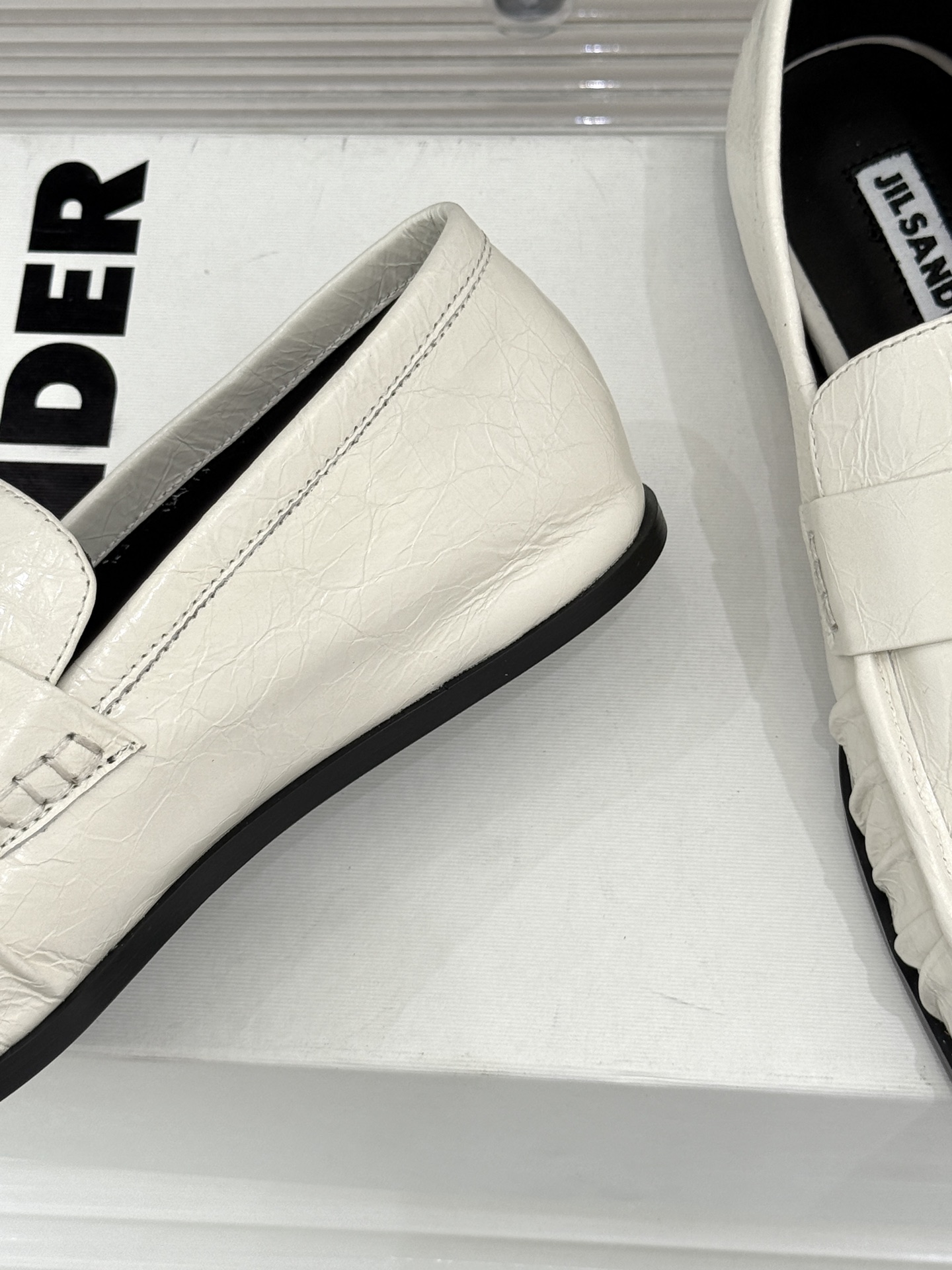 Jil Sander/吉尔桑达极 26WF新品老钱风方头复古褶皱一脚蹬乐福鞋老钱风方头褶皱乐福鞋复古褶皱