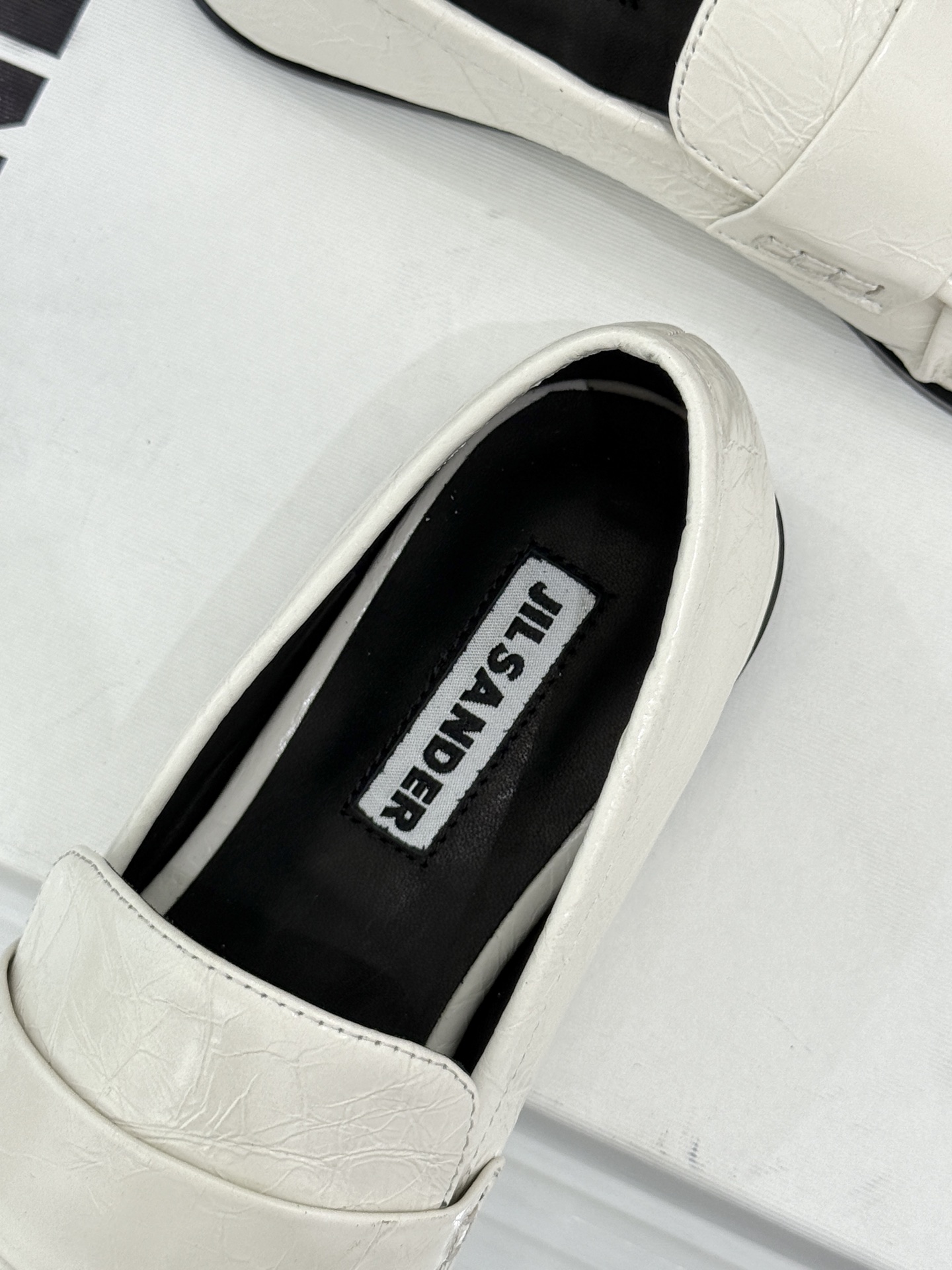Jil Sander/吉尔桑达极 26WF新品老钱风方头复古褶皱一脚蹬乐福鞋老钱风方头褶皱乐福鞋复古褶皱