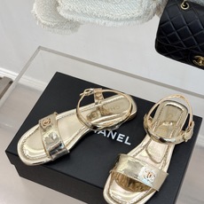 CHANE*|小香26A新品金属双C一字带平底凉鞋CHANE*|小香26A早春神款谁懂啊这双真的美到失语 CHANE*|小香26A新品金属双C一字带平底凉鞋CHANE*|小香26A早春神款谁懂啊这双真的美到失语