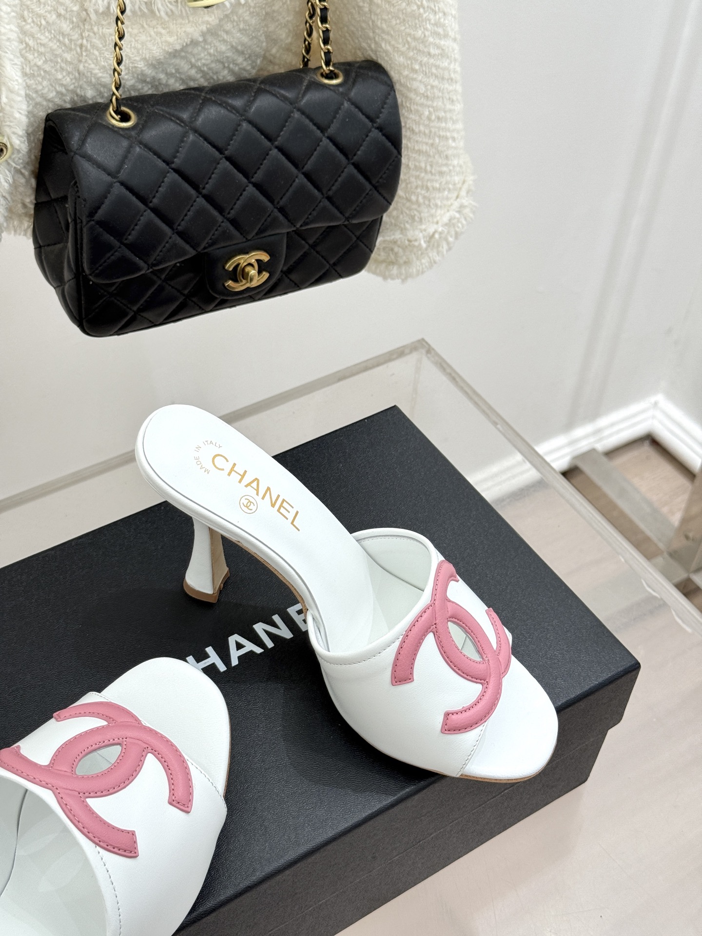CHANE* ｜小香26S新品大双C镂空高跟拖鞋通透肌理自带轻奢气韵经典双C镌刻品牌底蕴镂空剪裁勾勒灵动