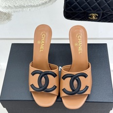 CHANE* |小香26S新品大双C镂空高跟拖鞋通透肌理自带轻奢气韵经典双C镌刻品牌底蕴镂空剪裁勾勒灵动 CHANE* |小香26S新品大双C镂空高跟拖鞋通透肌理自带轻奢气韵经典双C镌刻品牌底蕴镂空剪裁勾勒灵动