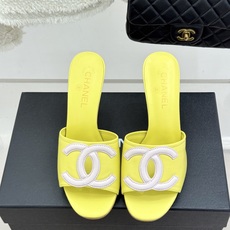 CHANE* |小香26S新品大双C镂空高跟拖鞋通透肌理自带轻奢气韵经典双C镌刻品牌底蕴镂空剪裁勾勒灵动 CHANE* |小香26S新品大双C镂空高跟拖鞋通透肌理自带轻奢气韵经典双C镌刻品牌底蕴镂空剪裁勾勒灵动