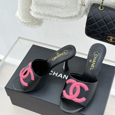 CHANE* |小香26S新品大双C镂空高跟拖鞋通透肌理自带轻奢气韵经典双C镌刻品牌底蕴镂空剪裁勾勒灵动 CHANE* |小香26S新品大双C镂空高跟拖鞋通透肌理自带轻奢气韵经典双C镌刻品牌底蕴镂空剪裁勾勒灵动