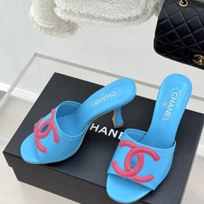 CHANE* |小香26S新品大双C镂空高跟拖鞋通透肌理自带轻奢气韵经典双C镌刻品牌底蕴镂空剪裁勾勒灵动 CHANE* |小香26S新品大双C镂空高跟拖鞋通透肌理自带轻奢气韵经典双C镌刻品牌底蕴镂空剪裁勾勒灵动