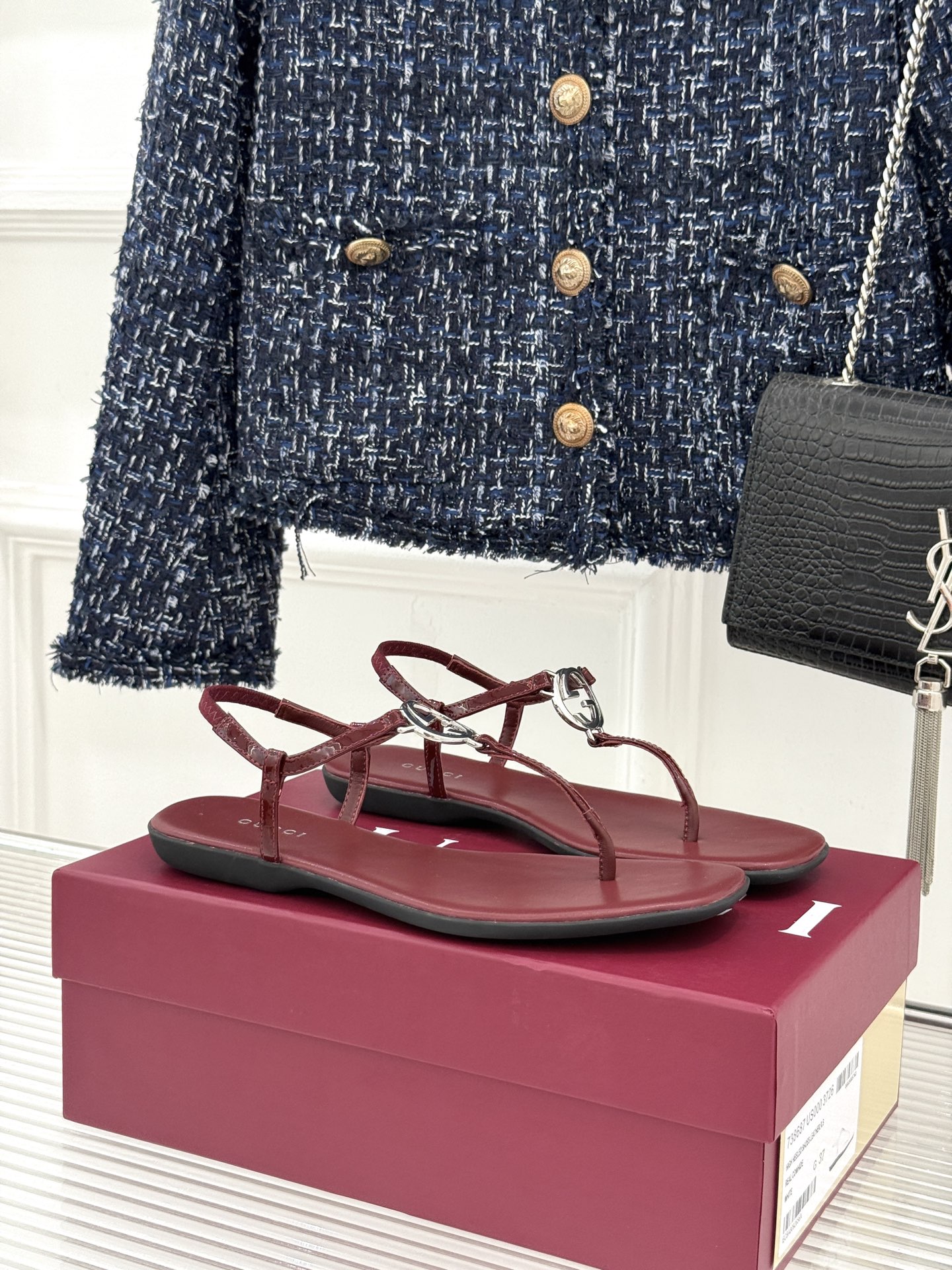 Gucci/古驰26WF新品双G夹脚方头平底凉鞋G家26WF春夏度假新作复古方头勾勒纤细脚型经典互扣双G