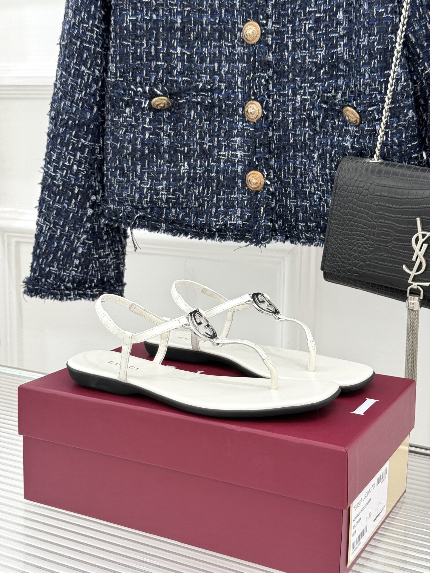 Gucci/古驰26WF新品双G夹脚方头平底凉鞋G家26WF春夏度假新作复古方头勾勒纤细脚型经典互扣双G