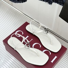 Gucci/古驰26WF新品双G夹脚方头平底凉鞋G家26WF春夏度假新作复古方头勾勒纤细脚型经典互扣双G Gucci/古驰26WF新品双G夹脚方头平底凉鞋G家26WF春夏度假新作复古方头勾勒纤细脚型经典互扣双G