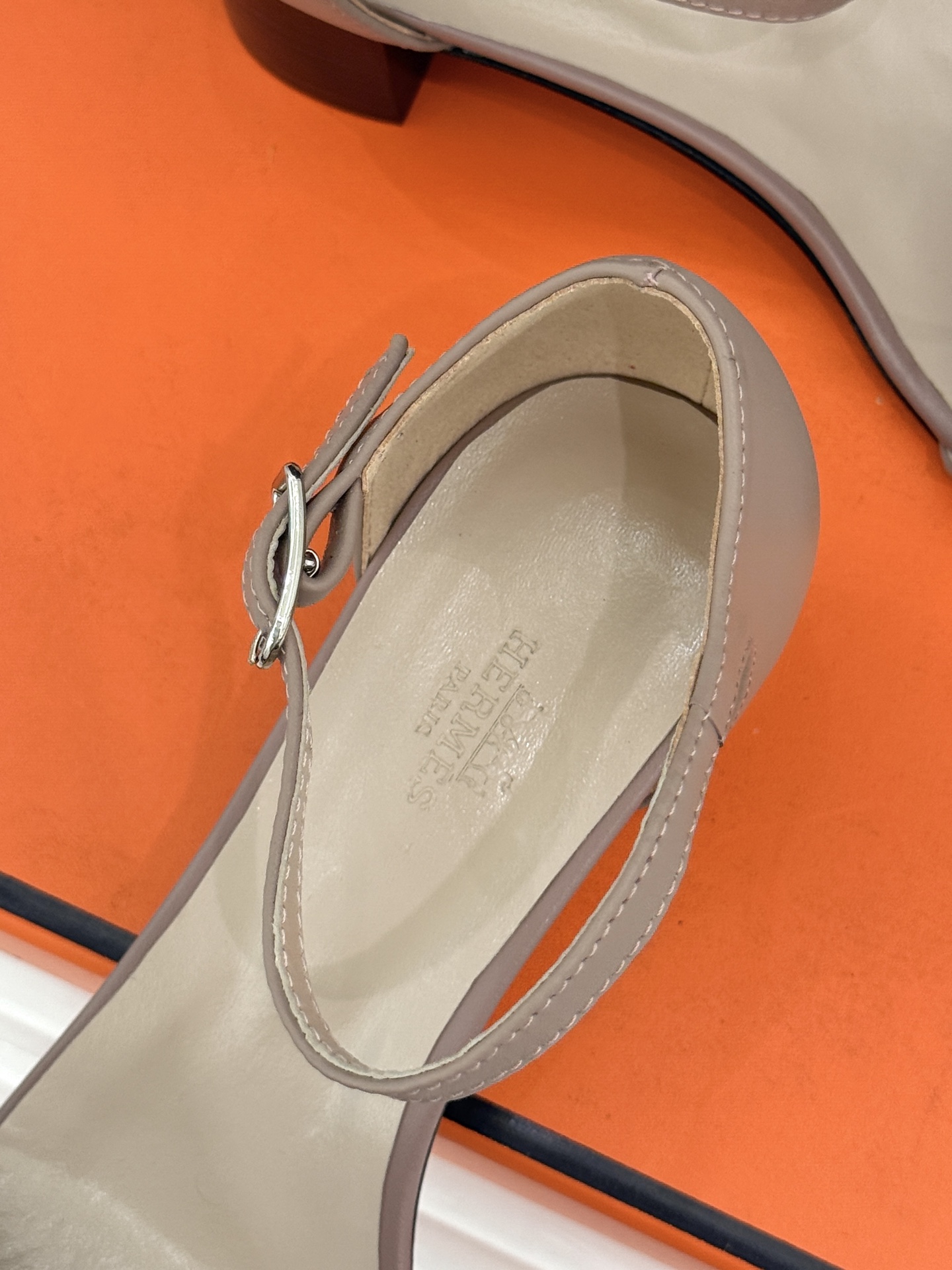 Hermès/爱马仕26WF新品Marquise 50高跟凉鞋H家26WF春夏新作甄选意产小羊皮打造哑光 Hermès/爱马仕26WF新品Marquise 50高跟凉鞋H家26WF春夏新作甄选意产小羊皮打造哑光