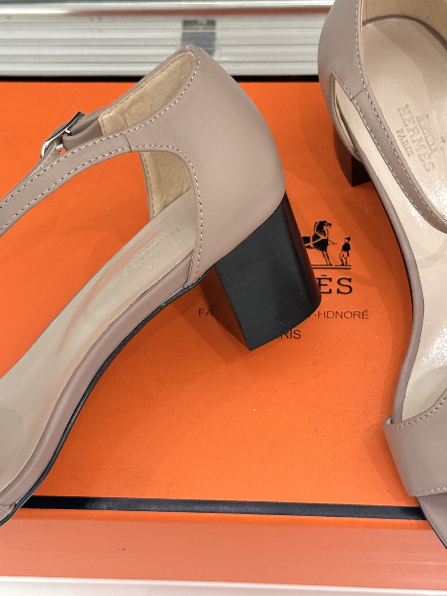Hermès/爱马仕26WF新品Marquise 50高跟凉鞋H家26WF春夏新作甄选意产小羊皮打造哑光 Hermès/爱马仕26WF新品Marquise 50高跟凉鞋H家26WF春夏新作甄选意产小羊皮打造哑光