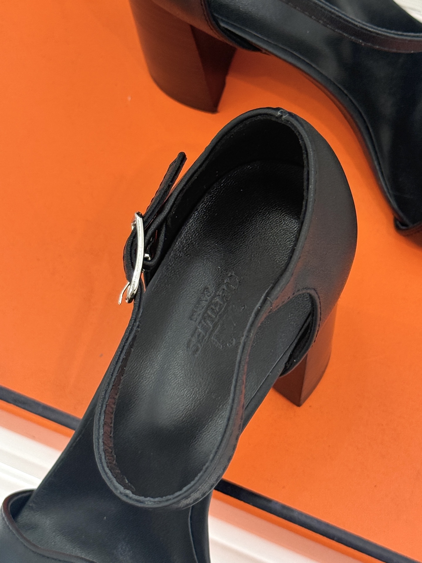 Hermès/爱马仕26WF新品Marquise 50高跟凉鞋H家26WF春夏新作甄选意产小羊皮打造哑光 Hermès/爱马仕26WF新品Marquise 50高跟凉鞋H家26WF春夏新作甄选意产小羊皮打造哑光
