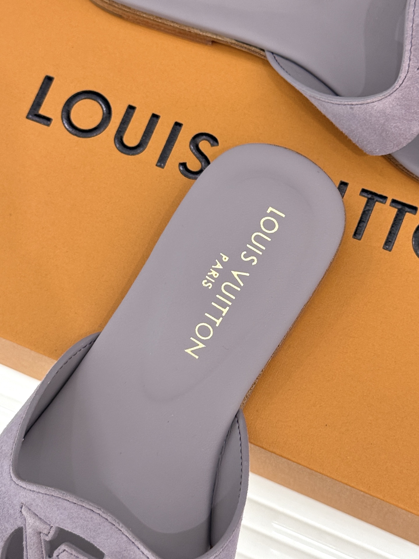 루이비통 신발 129169 Louis Vuitton Shoes 썸네일 이미지