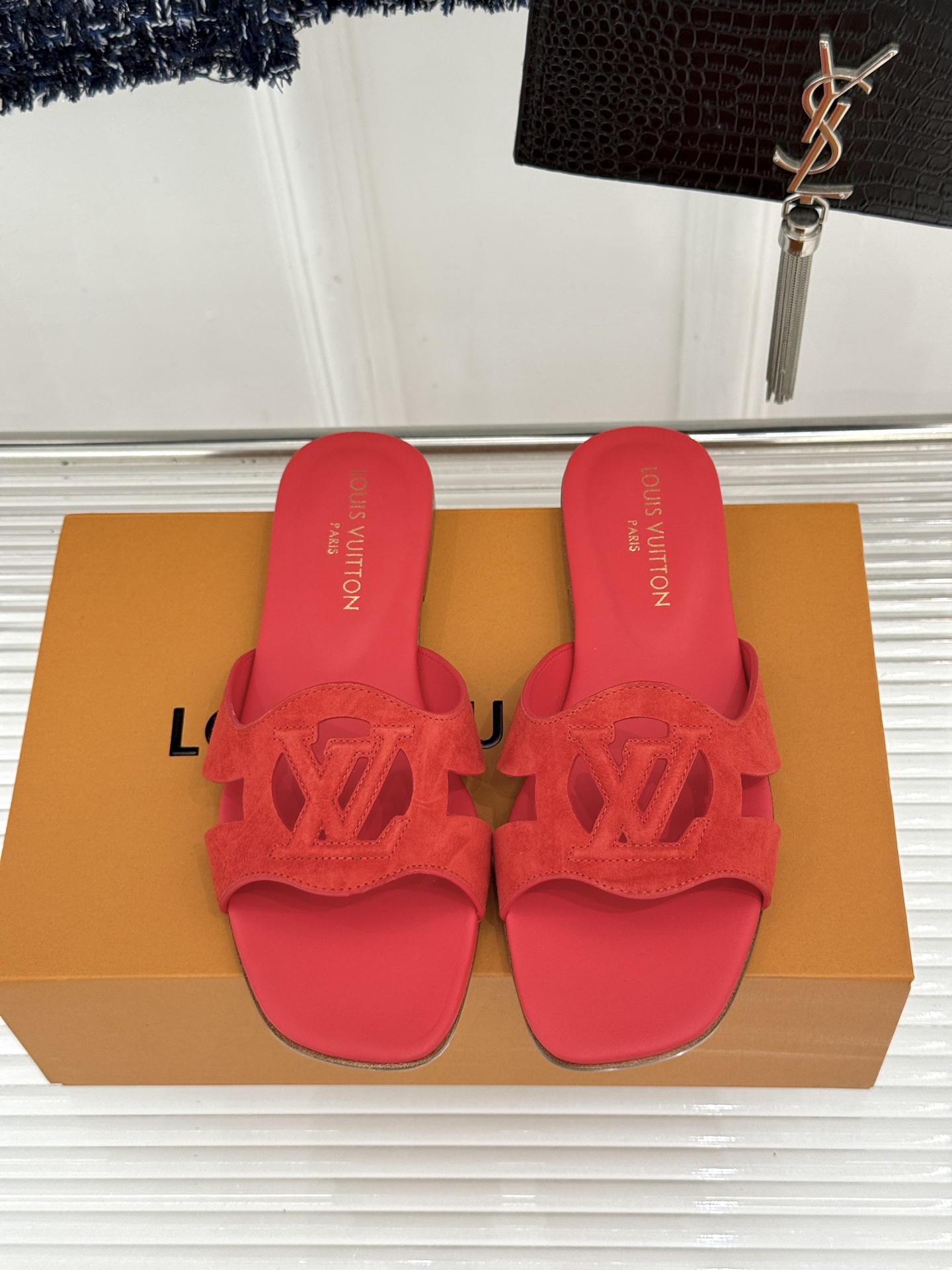 루이비통 신발 129168 Louis Vuitton Shoes 썸네일 이미지