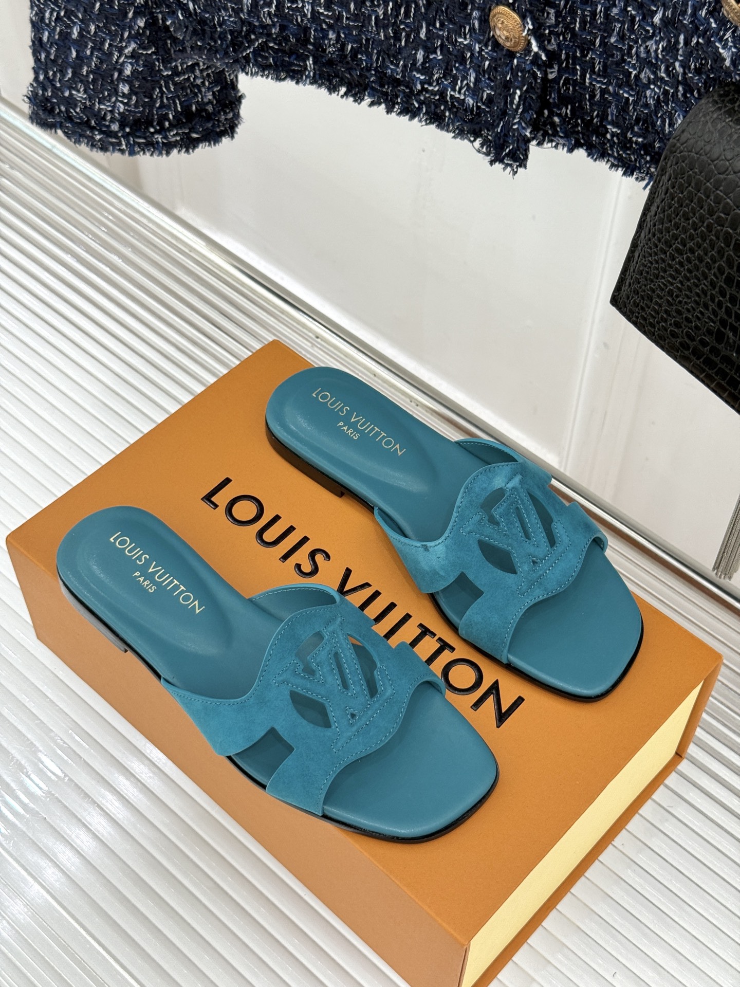 루이비통 신발 130673 Louis Vuitton Shoes 썸네일 이미지
