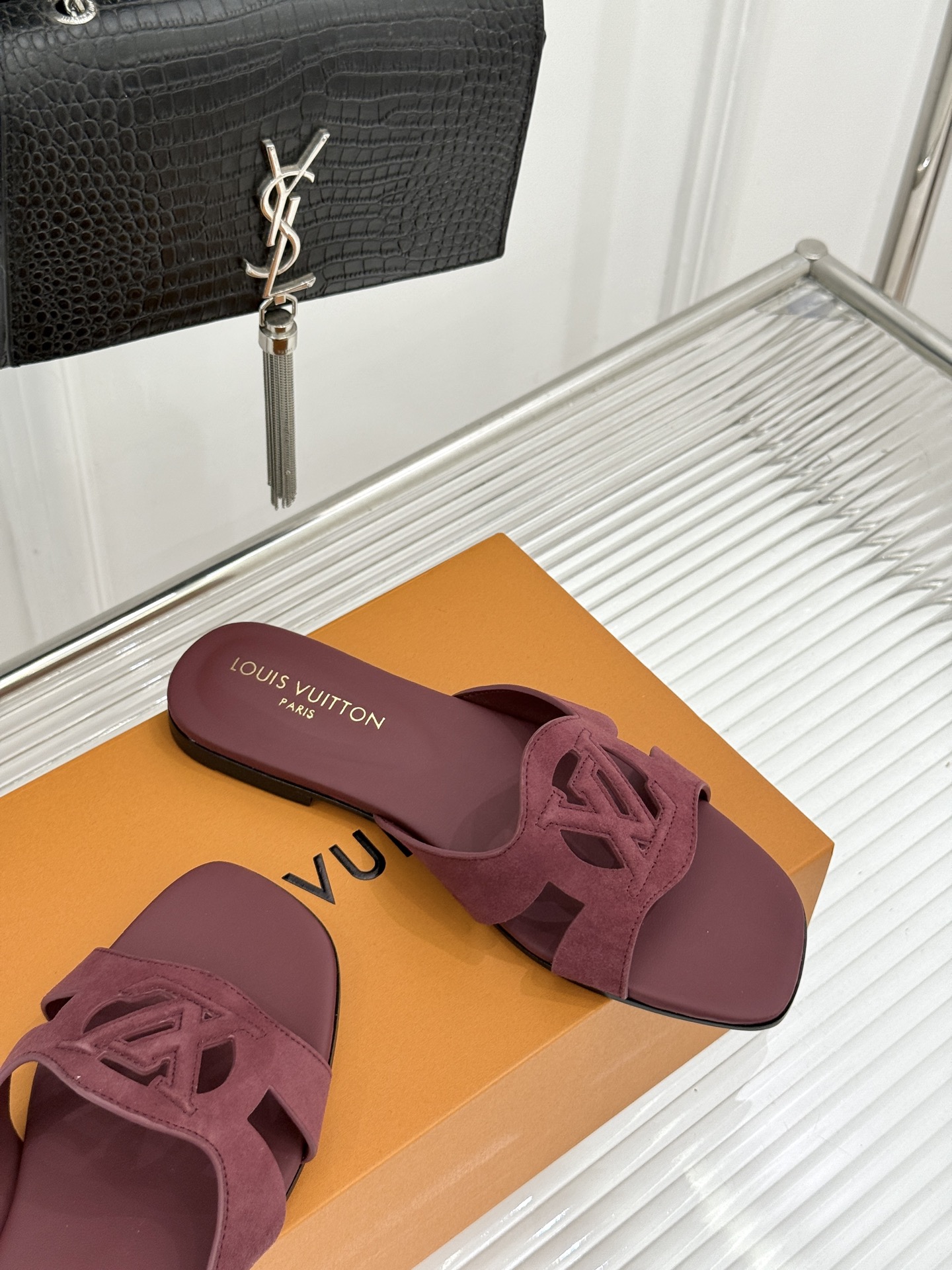 루이비통 신발 129163 Louis Vuitton Shoes 썸네일 이미지