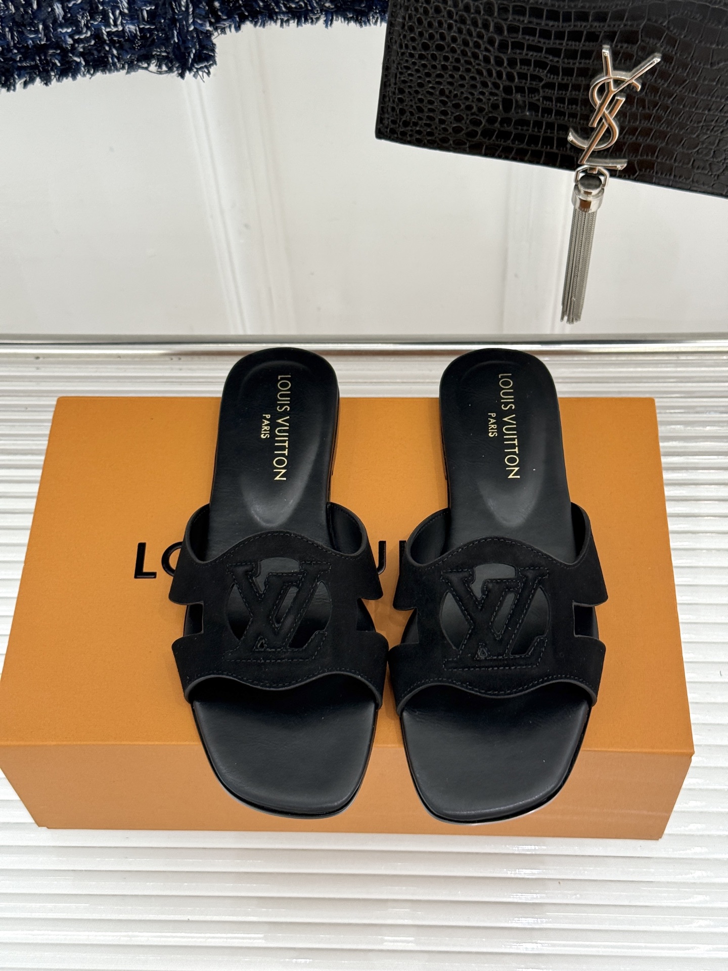 루이비통 신발 129161 Louis Vuitton Shoes 썸네일 이미지