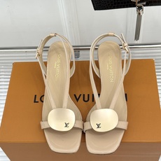 L*V驴家26WF新品金属扣方头高跟凉鞋方头凉鞋自带复古质感金属锁扣镌刻品牌印记细腻软润牛皮亲肤透气高跟 L*V驴家26WF新品金属扣方头高跟凉鞋方头凉鞋自带复古质感金属锁扣镌刻品牌印记细腻软润牛皮亲肤透气高跟