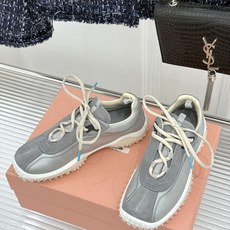 Miu Miu/缪缪26WF新品拼色增高方头休闲德训鞋运动鞋春夏穿搭封神款秀场同款现已正式上线闭眼入手绝 Miu Miu/缪缪26WF新品拼色增高方头休闲德训鞋运动鞋春夏穿搭封神款秀场同款现已正式上线闭眼入手绝