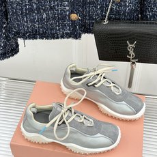 Miu Miu/缪缪26WF新品拼色增高方头休闲德训鞋运动鞋春夏穿搭封神款秀场同款现已正式上线闭眼入手绝 Miu Miu/缪缪26WF新品拼色增高方头休闲德训鞋运动鞋春夏穿搭封神款秀场同款现已正式上线闭眼入手绝