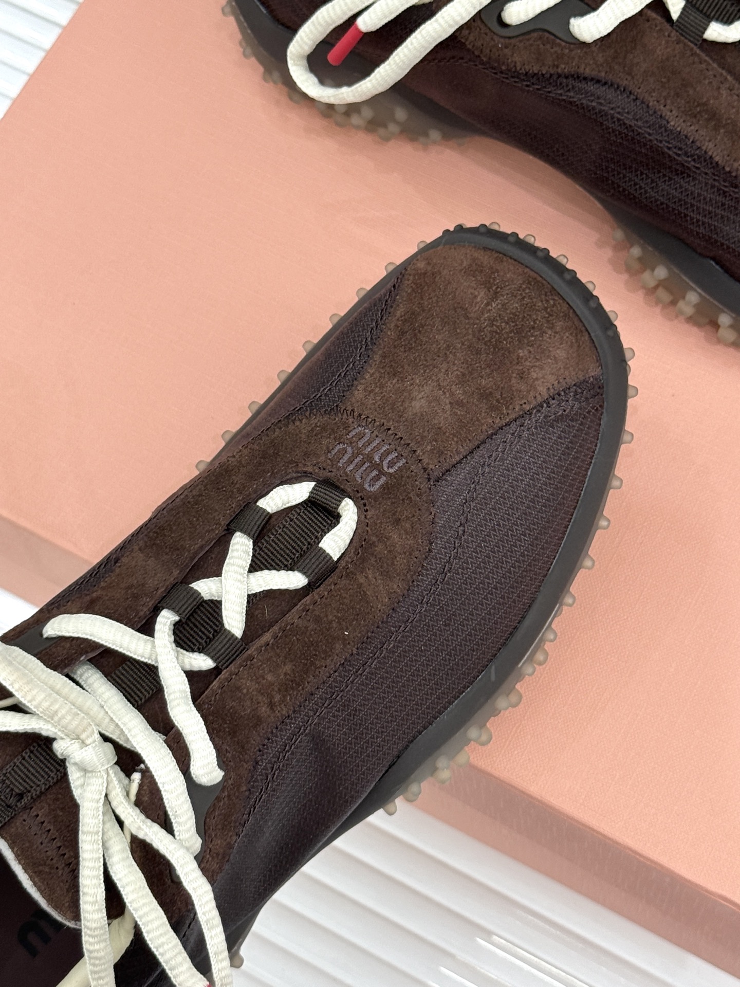 Miu Miu/缪缪26WF新品拼色增高方头休闲德训鞋运动鞋春夏穿搭封神款秀场同款现已正式上线闭眼入手绝