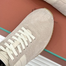 男码+10Loro Piana/LPWF新品复古休闲运动鞋诺悠翩雅26WF新作复古跑鞋演绎意式格调麂皮拼 男码+10Loro Piana/LPWF新品复古休闲运动鞋诺悠翩雅26WF新作复古跑鞋演绎意式格调麂皮拼