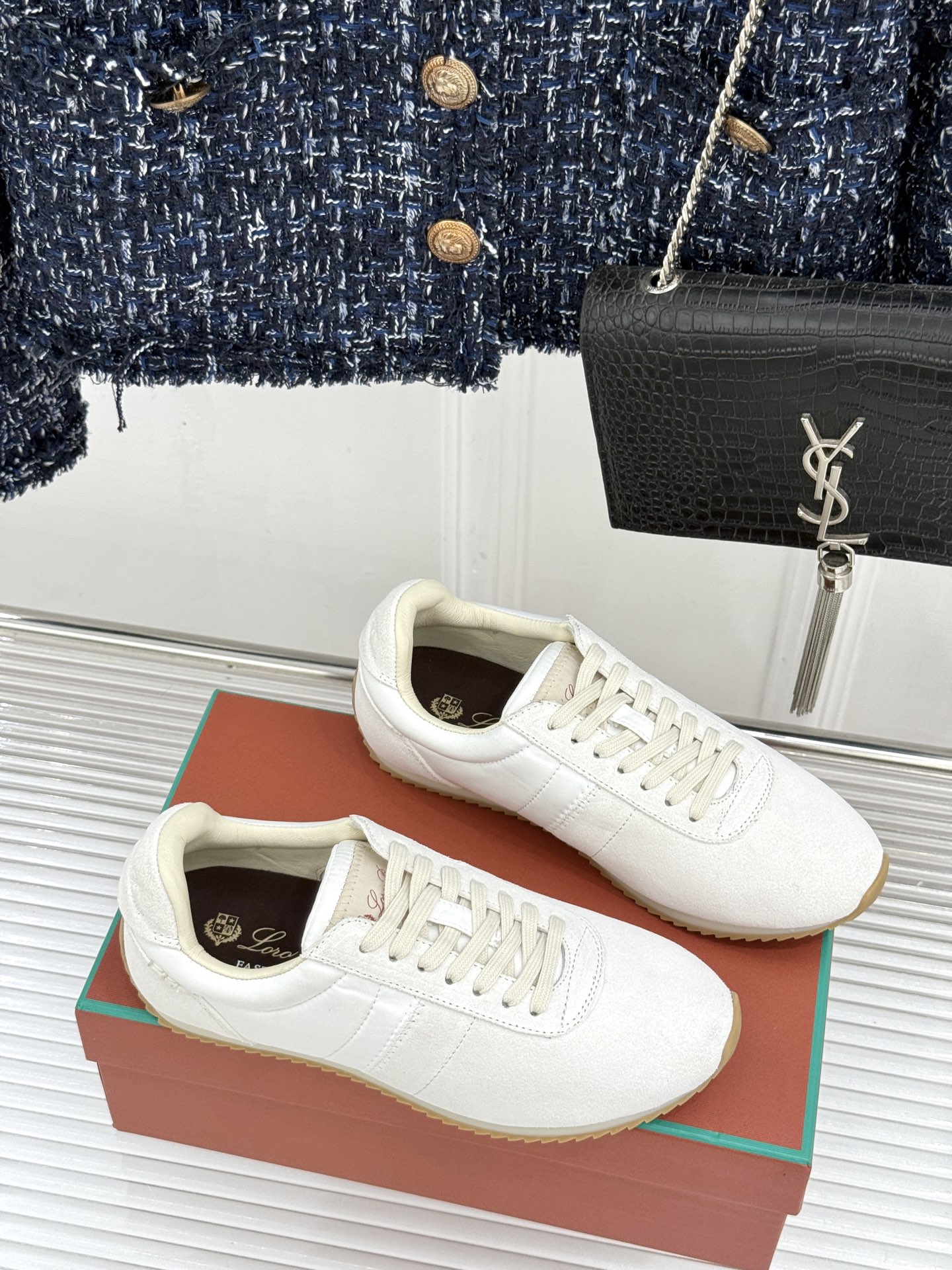 男码＋10Loro Piana/LPWF新品复古休闲运动鞋诺悠翩雅26WF新作复古跑鞋演绎意式格调麂皮拼